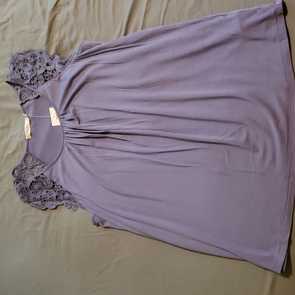 NWT Ricki’s shirt